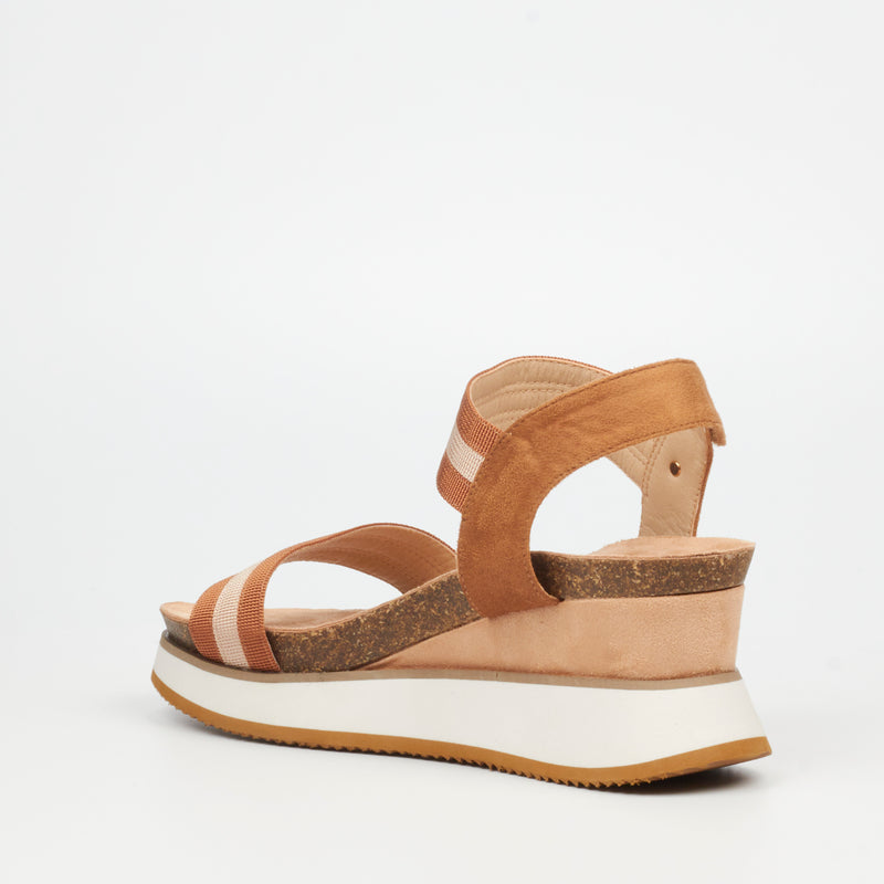 Butterfly Feet Salma 1 Wedge - Tan