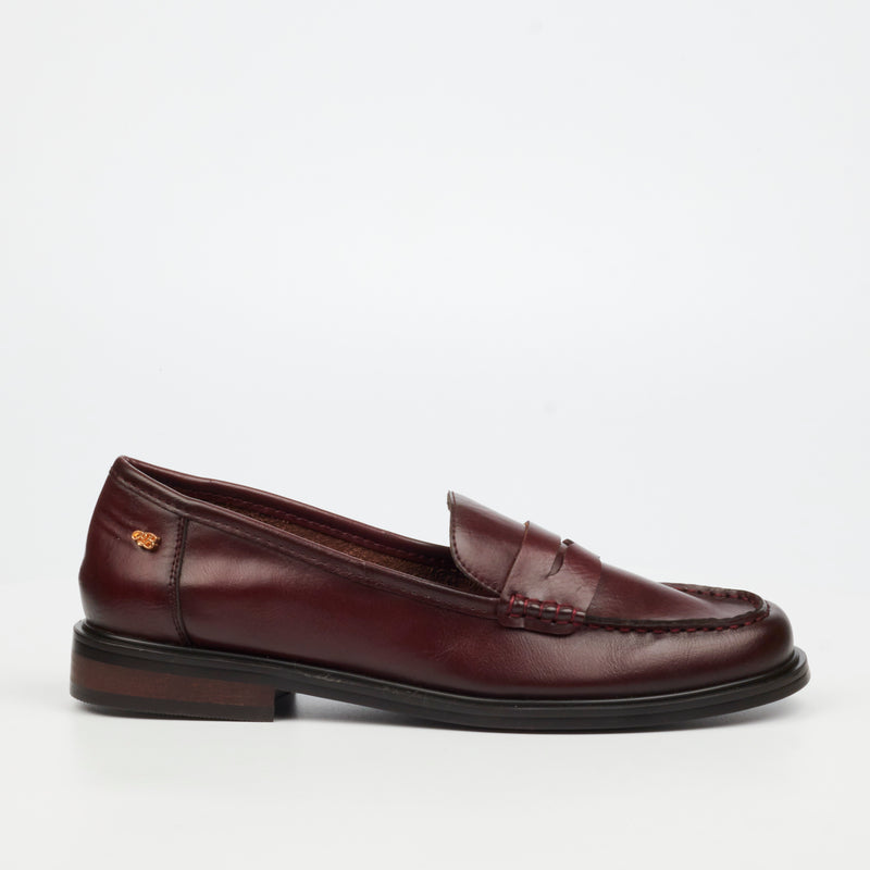 Miss Black Sasko 1 Shoe - Burgundy