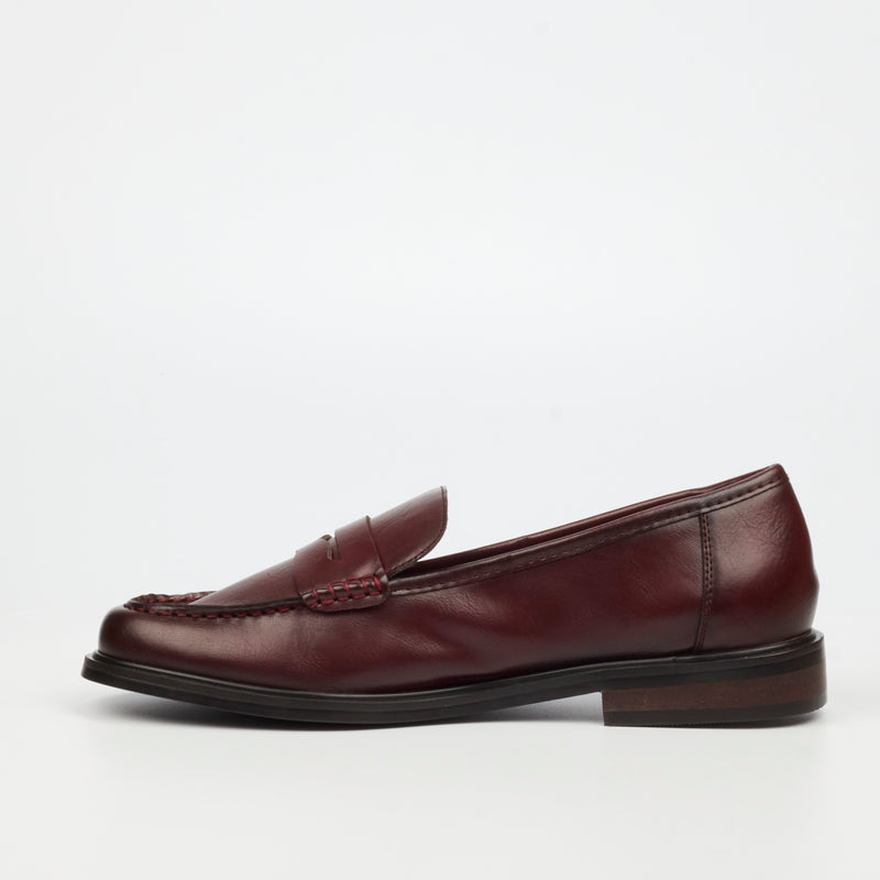Miss Black Sasko 1 Shoe - Burgundy