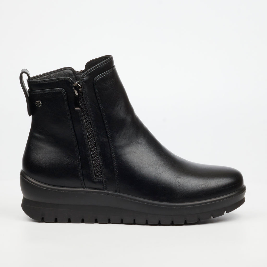 Butterfly Feet Saxon 1 Faux Leather Ankle Boots - Black footwear Butterfly Classics