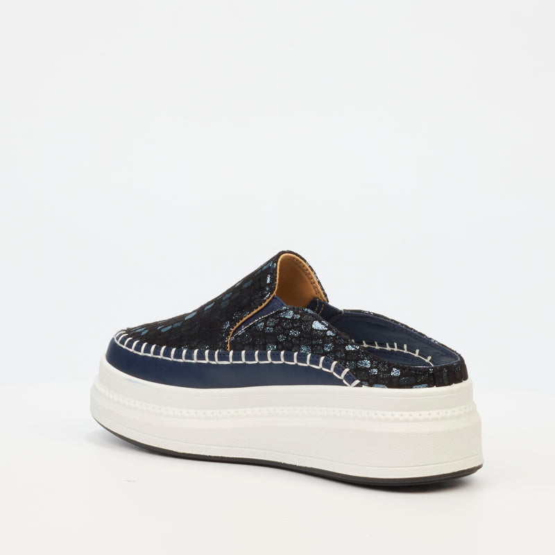 Butterfly Feet Senhora 16 Sneaker - Navy footwear Butterfly Feet   