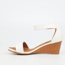 Butterfly Feet Shani 5 Wedge - White footwear Butterfly Feet