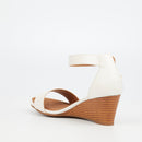 Butterfly Feet Shani 5 Wedge - White footwear Butterfly Feet