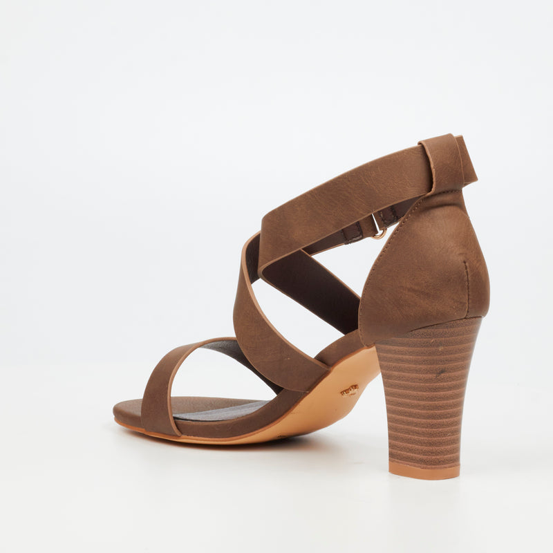 Butterfly Feet Sheila 2 Heel - Chocolate
