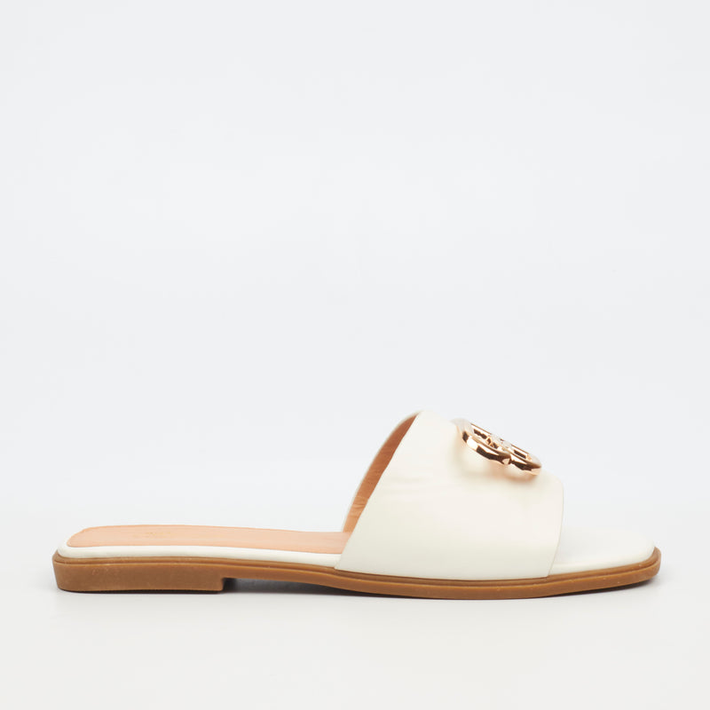 Miss Black Syrup 1 Flat Sandal - White footwear Miss Black   