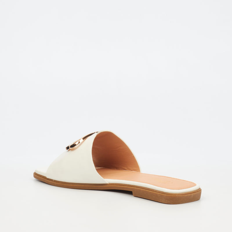 Miss Black Syrup 1 Flat Sandal - White footwear Miss Black   