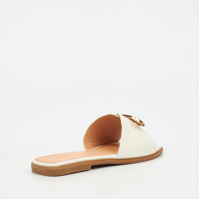 Miss Black Syrup 1 Flat Sandal - White footwear Miss Black   