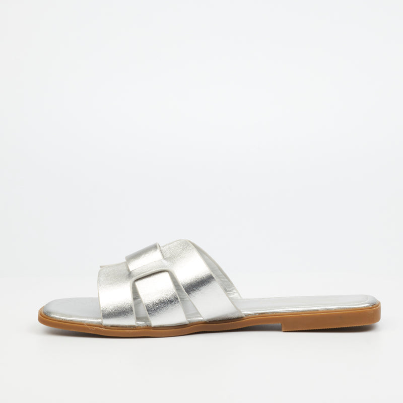 Miss Black Syrup 2 Flat Sandal - Silver footwear Miss Black   