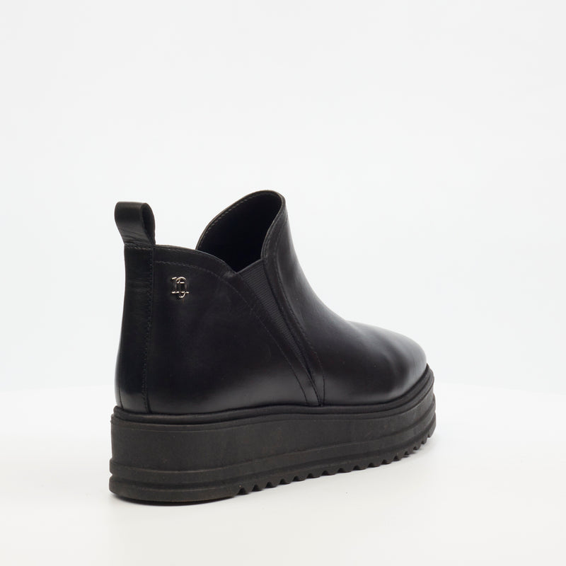 Nicci Tyler Veniz 1 Handcrafted Leather Ankle Boot - Black footwear Nicci Tyler   
