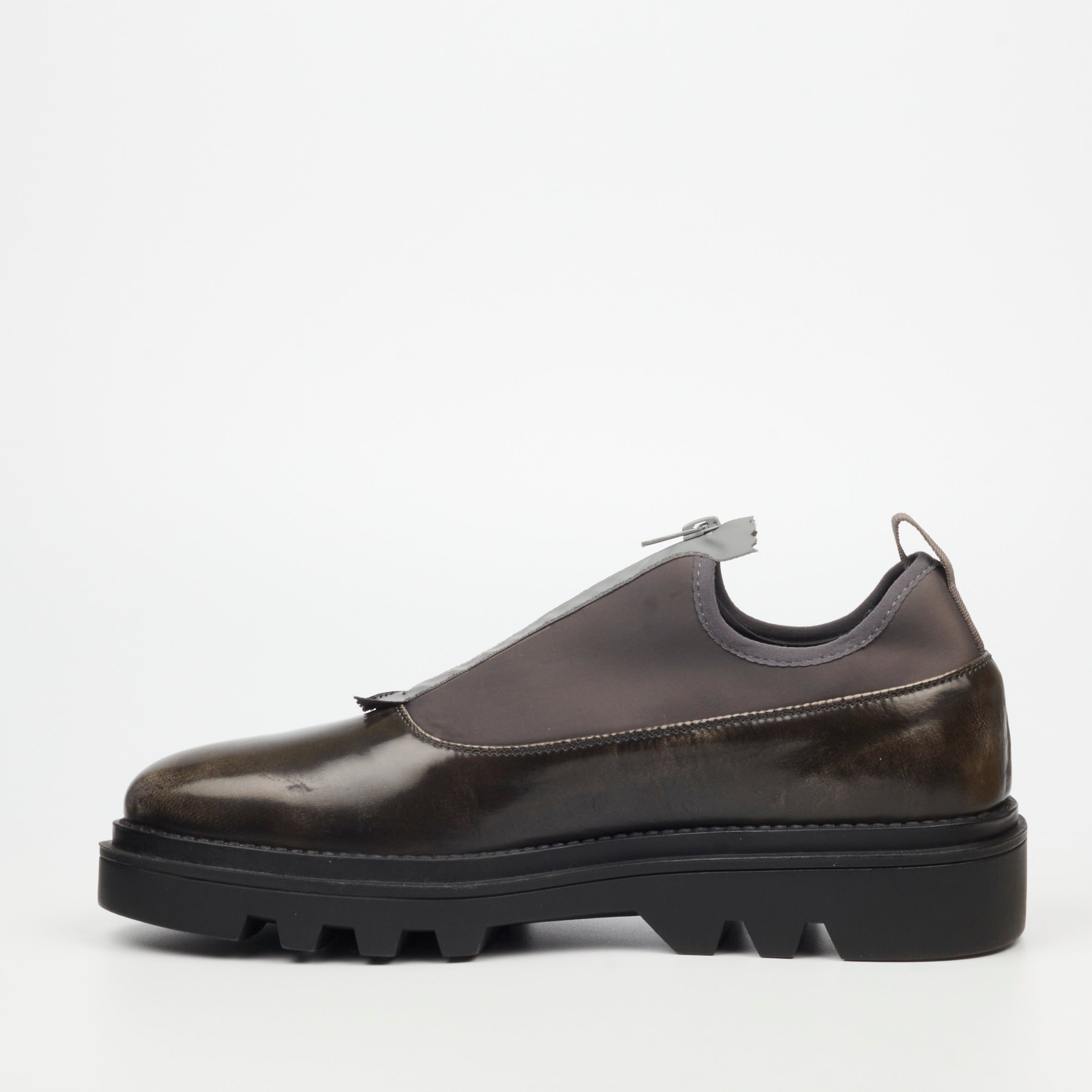 Mazerata Vinchey 64 Faux Leather / Lycra Shoe - Grey footwear Mazerata