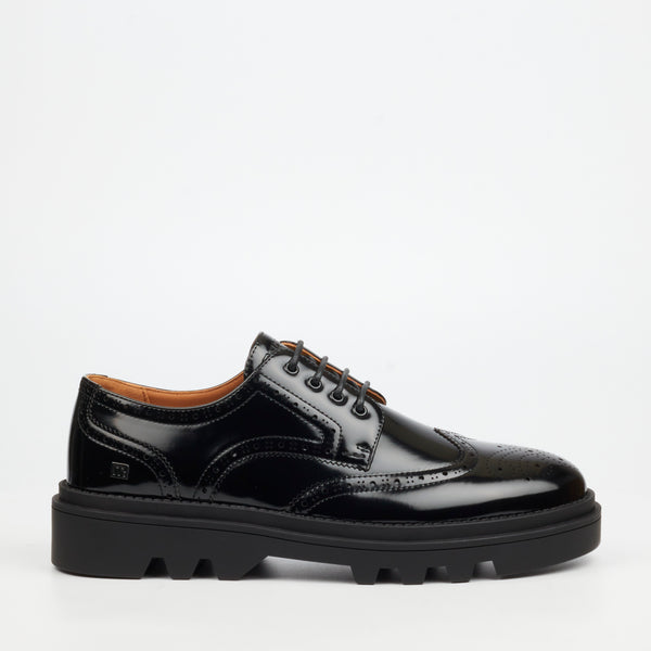 【miyareto】 Mazerata Vinchey 67 Faux Patent Shoe - Black | DC.ONE | DC.ONE