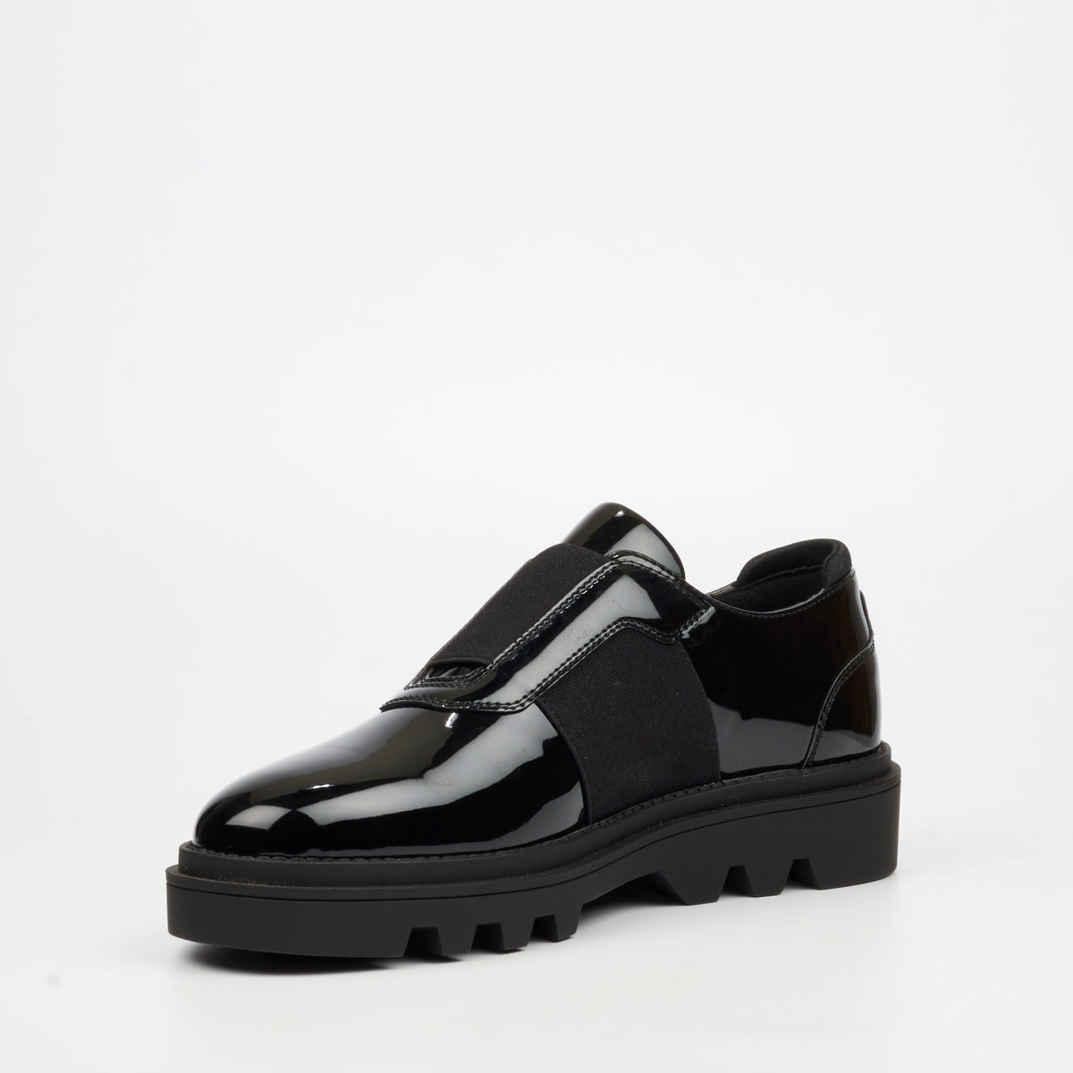 Mazerata Vinchey 82 Faux Patent Shoe - Black