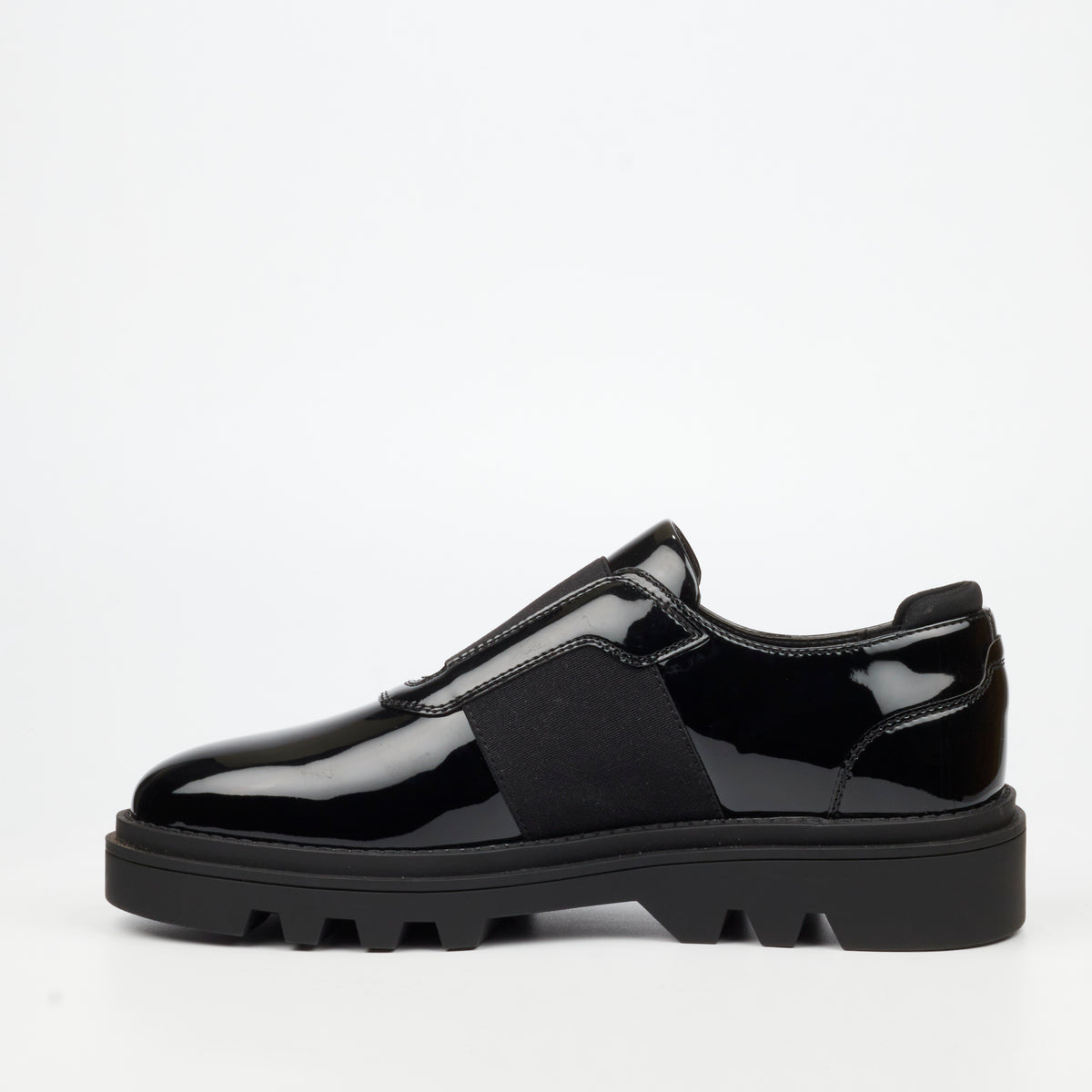 Mazerata Vinchey 82 Faux Patent Shoe - Black
