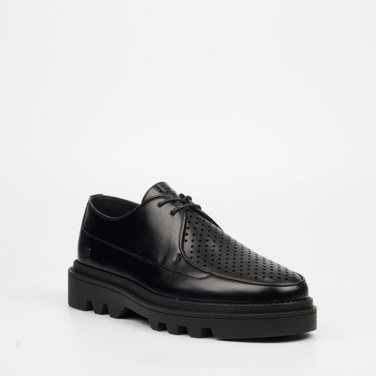 Mazerata Vinchey 84 Faux Wax Shoe - Black