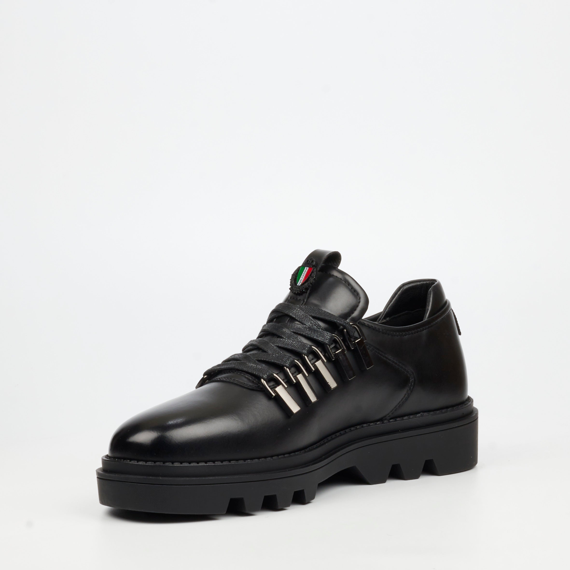 Mazerata Vinchey 91 Faux Wax Shoe - Black