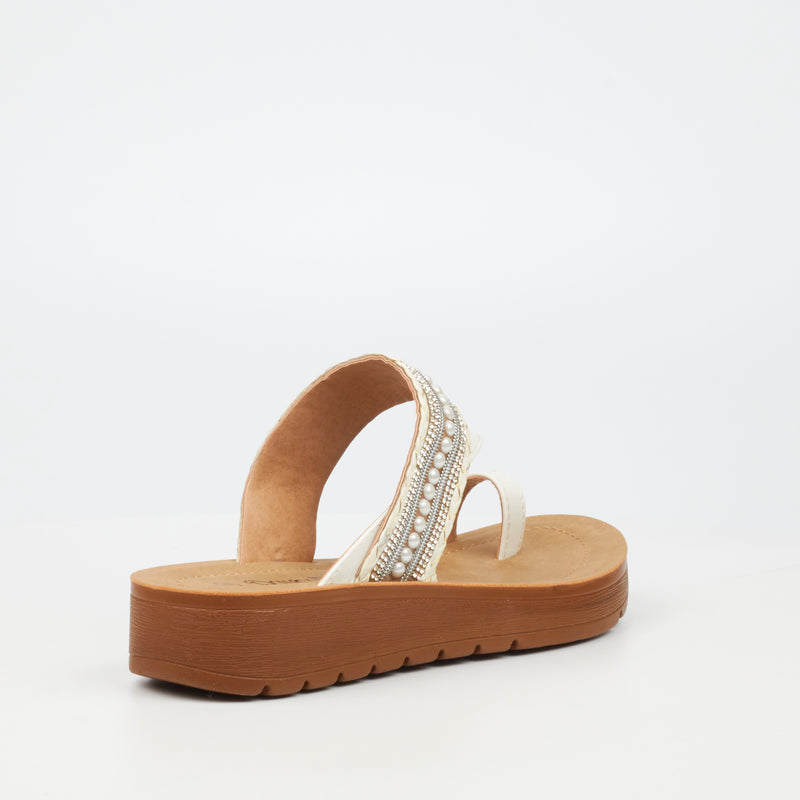Butterfly Feet Xara 5 Sandal - White