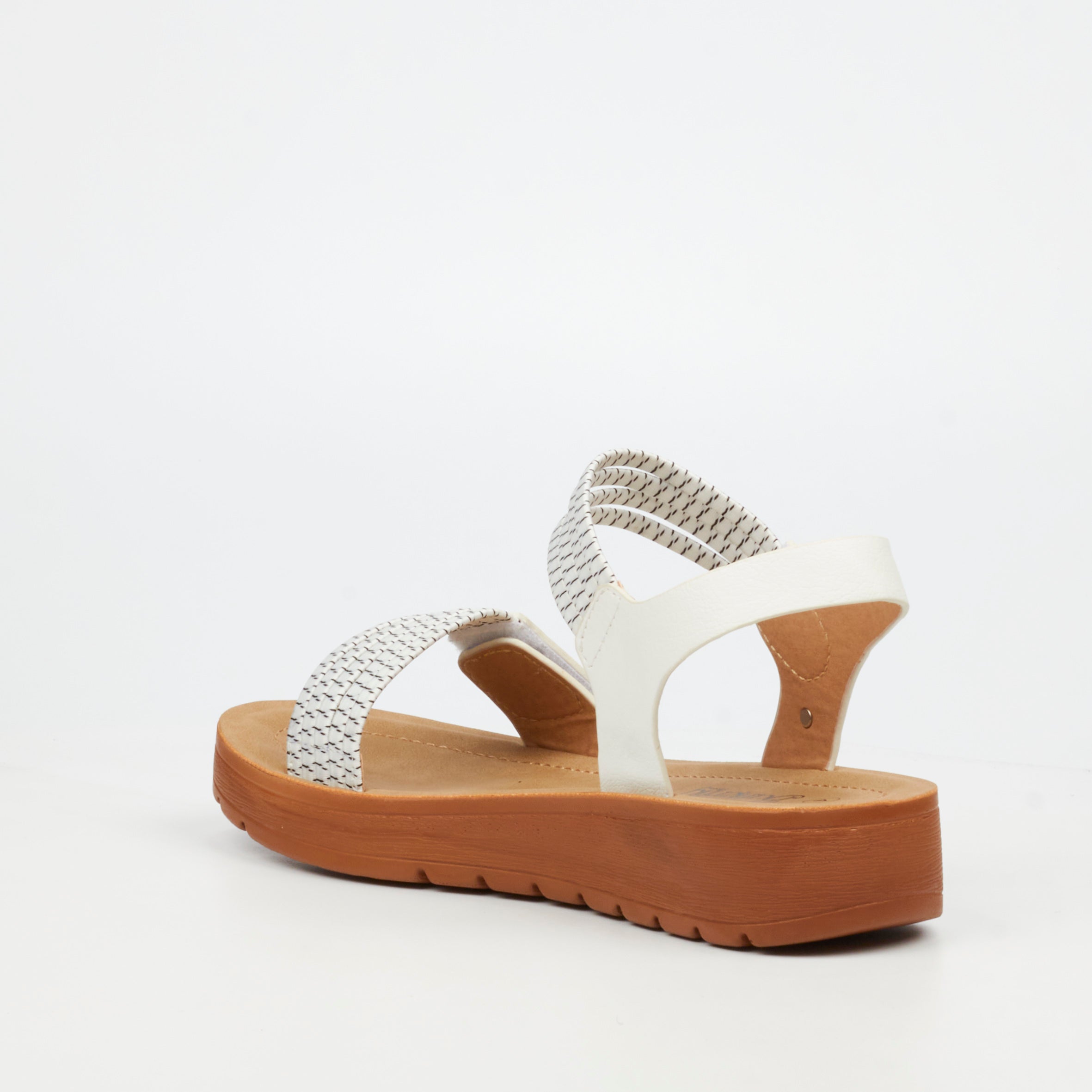 Butterfly Feet Xara 8 Sandal - White